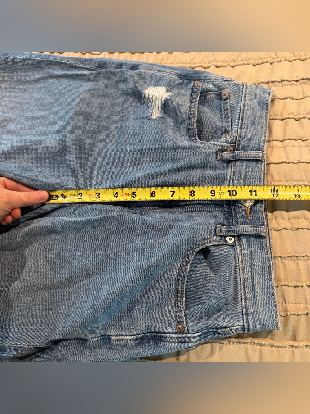 American Eagle Baggy Denim Jeans 2 Distressed High Rise 31” Length - Picture 7 of 8